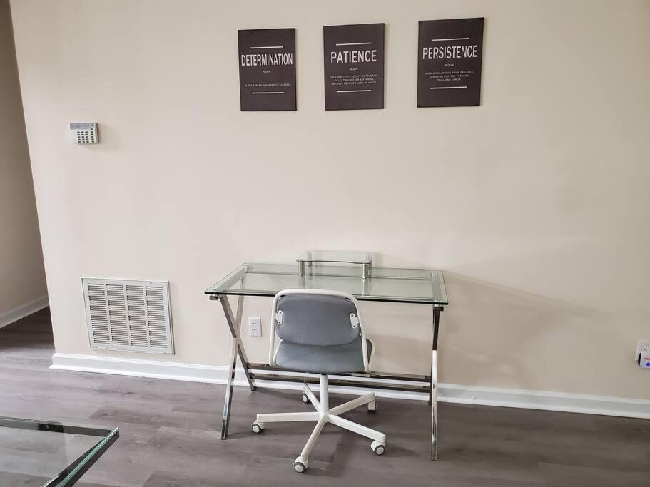 Apartment A Touch Of Sunshine Ideal For Long Term Fayetteville